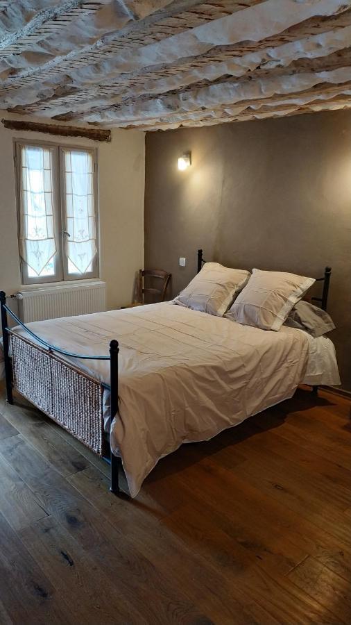 Chez Jacquie Et Fifi Bed & Breakfast Mont-Dauphin Eksteriør bilde